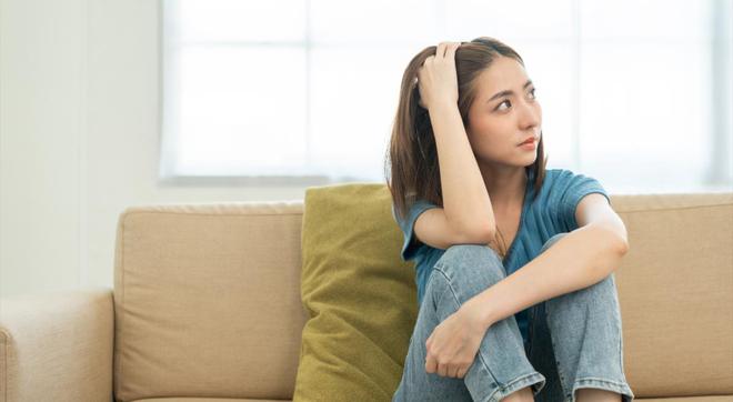 女儿拿妈妈手机玩游戏_扔女儿玩喜欢手机游戏怎么办_女儿为何喜欢扔手机玩游戏